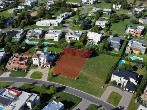 Terreno en Venta 40  mts Fondo