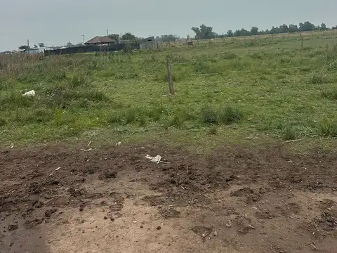 LOTE EN BARRIO ABIERTO URBANIZADO