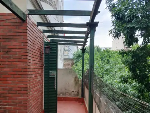 Depto Tipo Casa en Venta 70 años