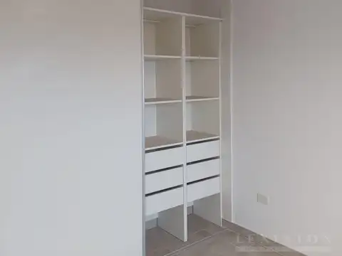 Galpon en Venta 10  mts Frente