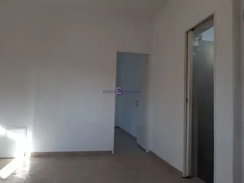 Depto Tipo Casa en Alquiler de 2 ambientes