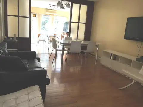 Duplex 4 amb con dos cocheras muy buen estado