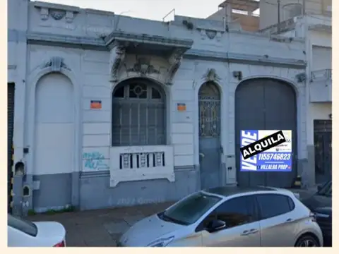 GALPÓN - en Alquiler- 2 Plantas- oficinas - Monta carga  *Varios Rubros* Entrada de Camión-