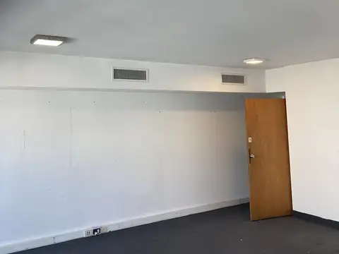 Oficina en Alquiler en Microcentro, $ 650.000