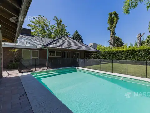 CASA EN VENTA EN CLUB DE CAMPO LOS HORNEROS - MAROTO PROPIEDADES