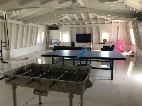 Casa en Alquiler de 6 dormitorios