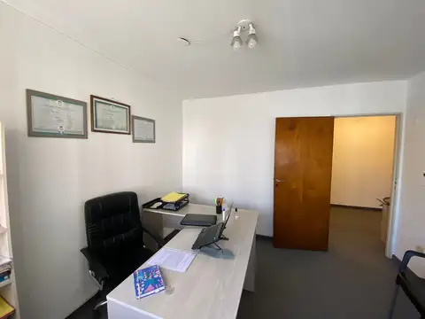 Oficina en Venta 50 años