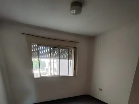 Departamento en Alquiler en Plaza Italia, $ 400.000