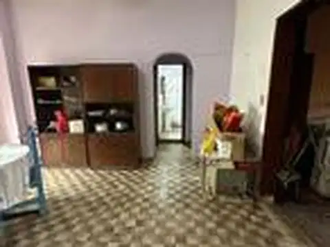 Depto Tipo Casa en Venta 50 años