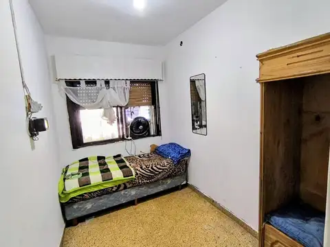 4 AMBIENTES COCHERA JARDIN PARRILLA QUINCHO