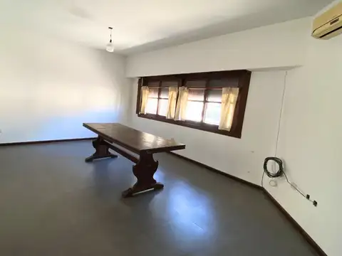 Casa en Venta en Parque Avellaneda, USD 230.000