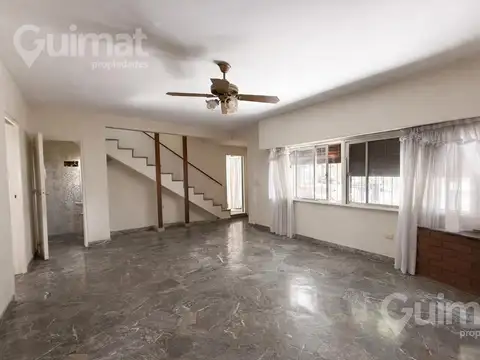 Depto Tipo Casa en Venta de 4 ambientes