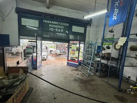 Av. Francisco Rabanal  al 2200