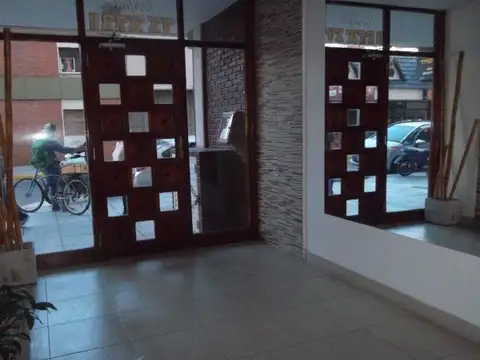 253 - CHIOZZA 2300, Piso 2