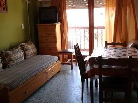 2 AMBIENTES  + DOS BALCÓNES + PLENO  CENTRO + GAS NATURAL - EDIFICIO UK MMAR II°