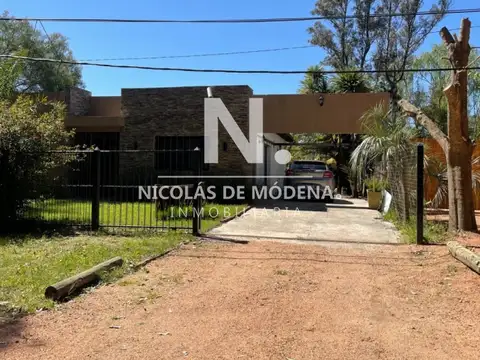 Casa en Alquiler Temporal en La Barra, USD 6.300