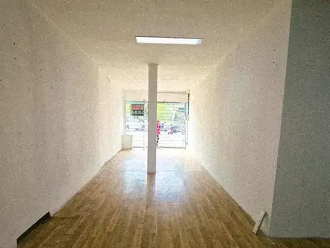 Local en Alquiler en Monte Grande, $ 3.000.000