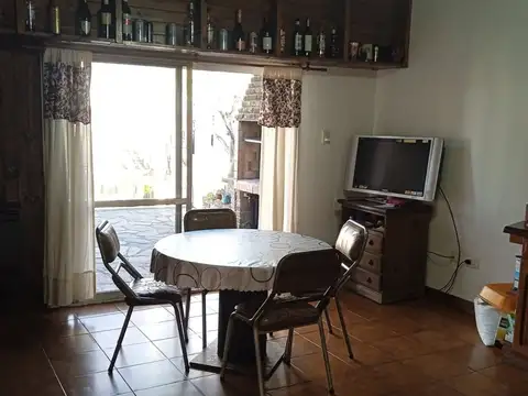 Depto Tipo Casa en Venta con 1 cocheras
