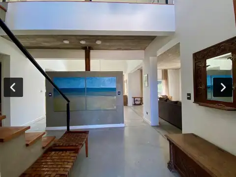 Casa 5 ambientes con 3 baños