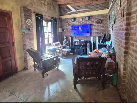 Casa en Venta en Manuel B Gonnet, USD 64.000