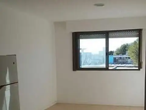 AV. LISANDRO DE LA TORRE 100, Piso 1