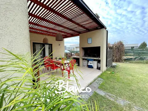 Casa en Venta en San Matias, USD 243.000