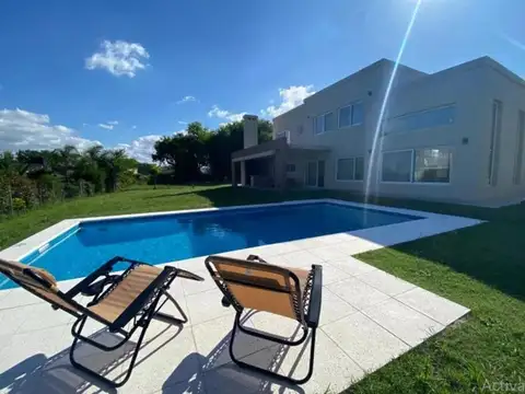 Casa en Venta en San Matias, USD 420.000