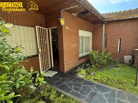 Casa 4amb, jardín, garaje, fondo - Cafayate 4900 - Loiacono Propiedades