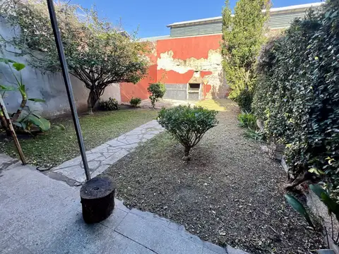 Mb Ph de 3 amb con jardín, patio y parrilla - En Pb al c/frente - Muy luminoso - 168 m2