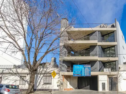 Depto Tipo Casa 3 ambientes con 2 baños