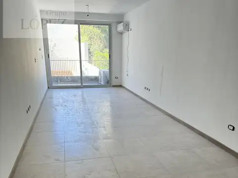 Alquiler – Monoambiente con Balcón Monserrat UADE coliving coworking jardín parquizado