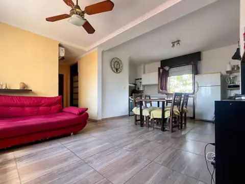 VENTA - Departamento de 1 dormitorio con lavadero exclusivo. Matheu, Rosario.