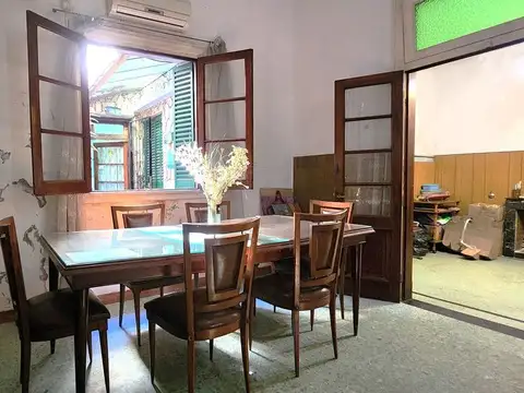 Depto Tipo Casa en Venta en Parque Chacabuco, USD 105.000