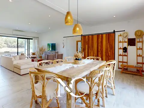 Casa en Venta con 1 cochera