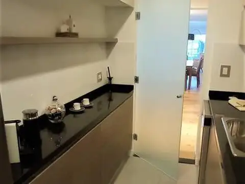 Departamento 6 ambientes con 2 baños