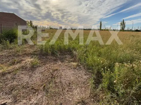 Terreno en Venta en General Fernandez Oro, USD 18.000