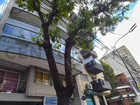 Av. Directorio 711 100, Piso 0