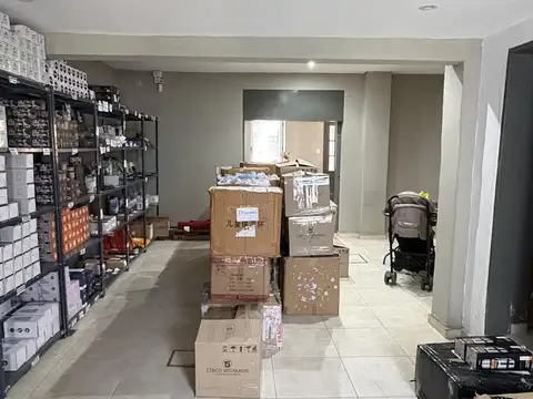 Oficina en Venta con 3 cocheras