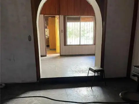 HIPOLITO YRIGOYEN 8600