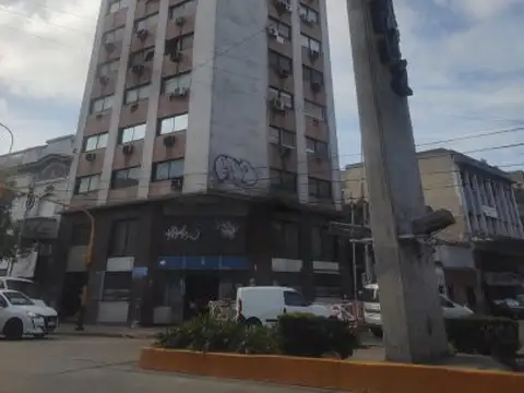 Oficina en Alquiler – Avellaneda Centro  Maipú 196