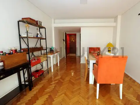 Departamento 4 ambientes con 2 baños