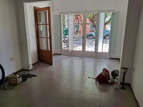 castellanos 950 , Piso 0