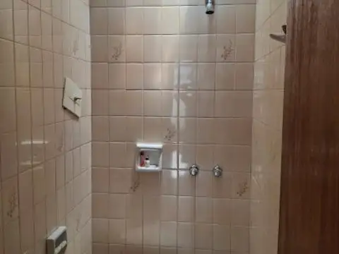 castellanos 950 , Piso 0