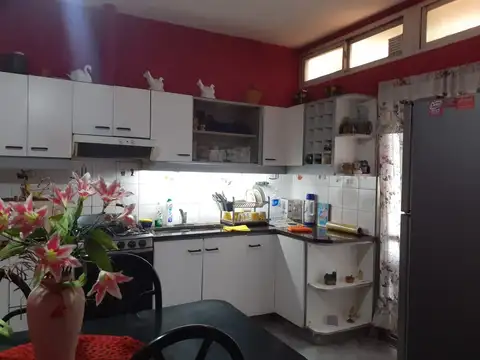 VENTA EN BLOCK LOCAL c/ VIVIENDA y DEPOSITO, c/ OF / VIVIENDA s/ J.ING