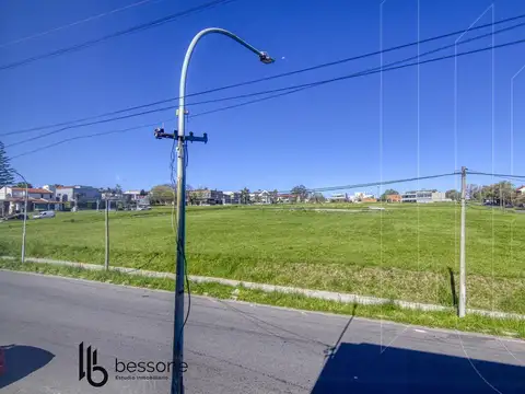 Depto Tipo Casa 4 ambientes con 1 baño