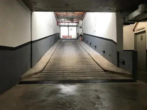 Cochera en Venta Fija