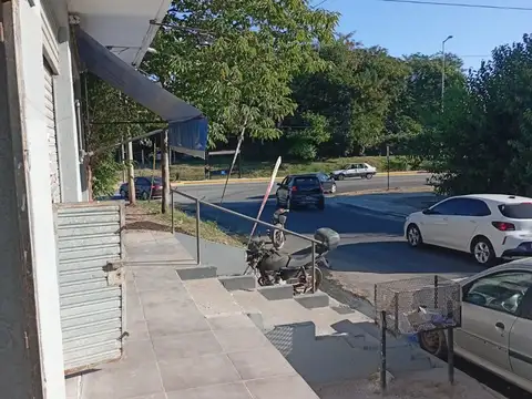 Avenida Directorio, Manzanares