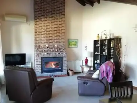 Casa en Venta en Lomas De Fatima, USD 315.000