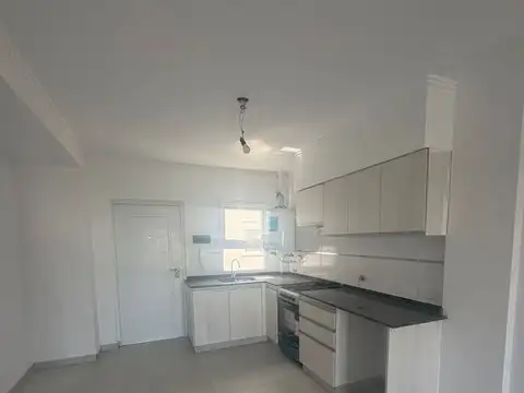 DEPARTAMENTO 3 AMBIENTES A ESTRENAR CASEROS