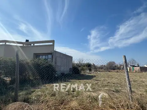 Terreno en Venta en General Fernandez Oro, USD 38.000